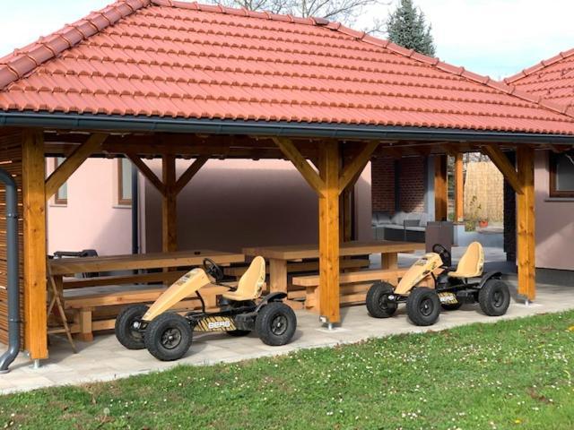 Apartment Карловац Екстериор снимка