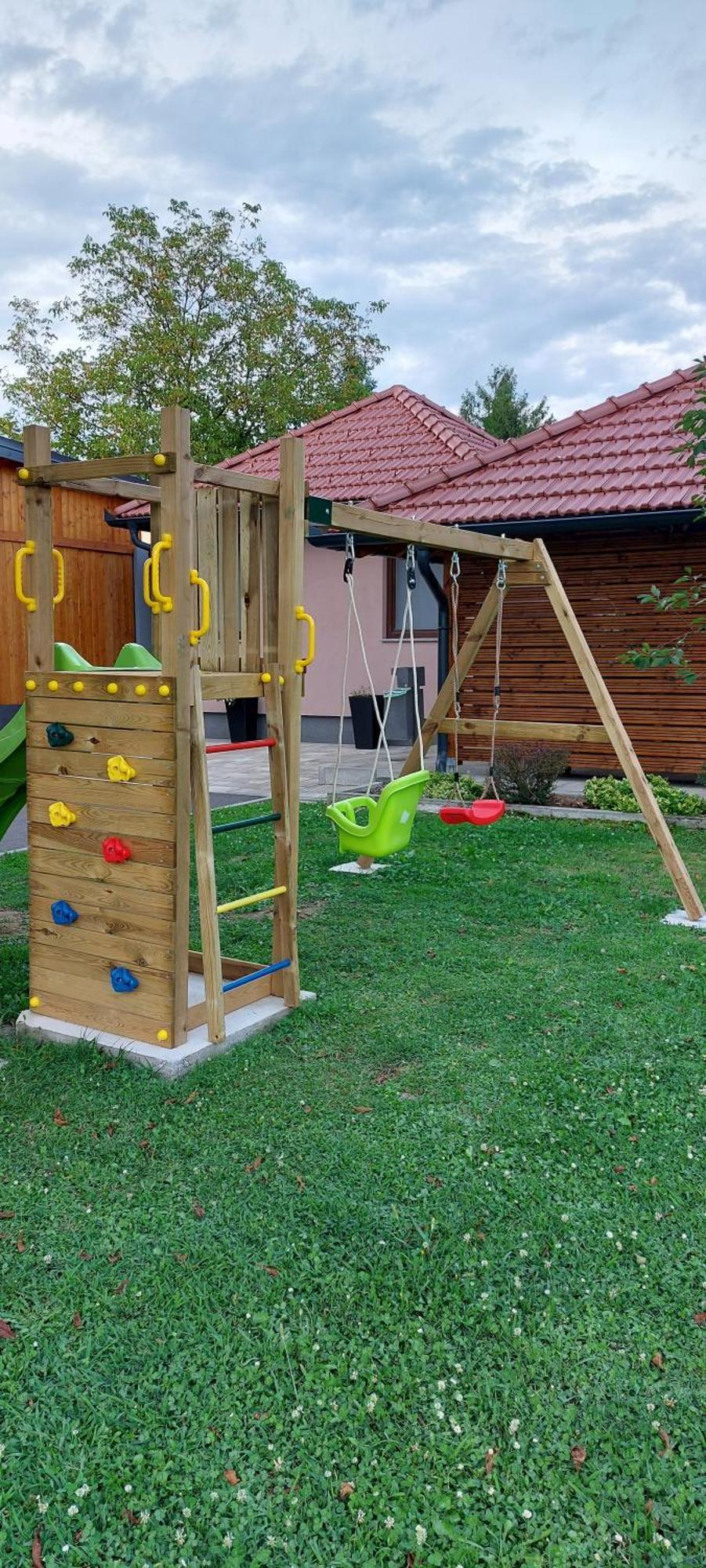 Apartment Карловац Екстериор снимка