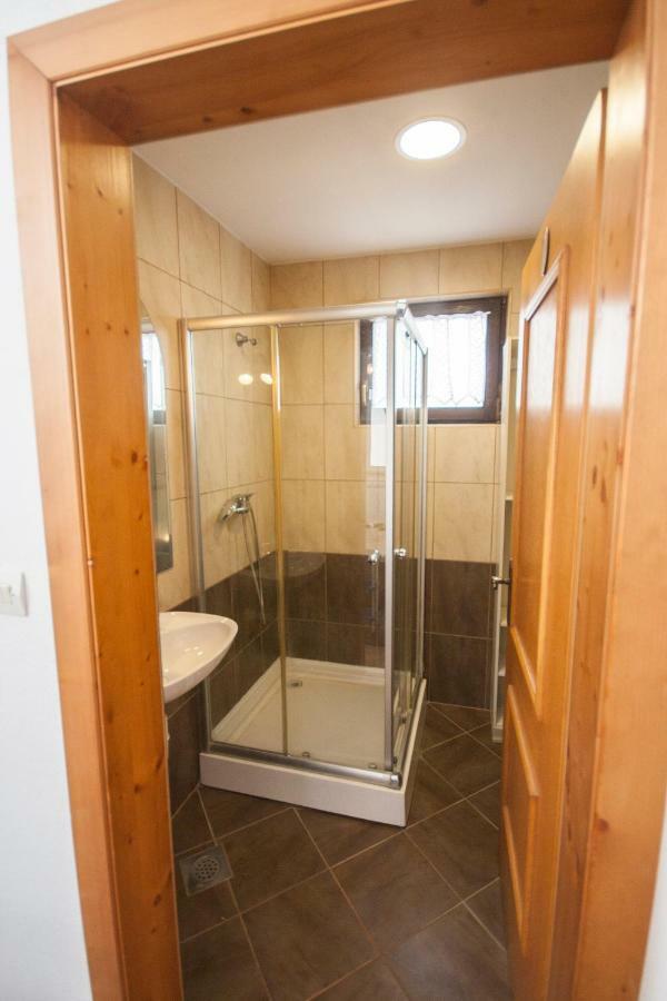 Apartment Карловац Екстериор снимка