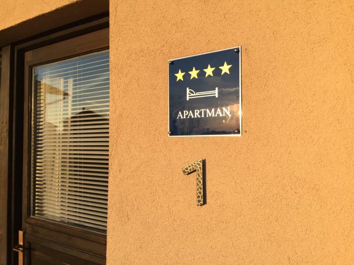 Apartment Карловац Екстериор снимка
